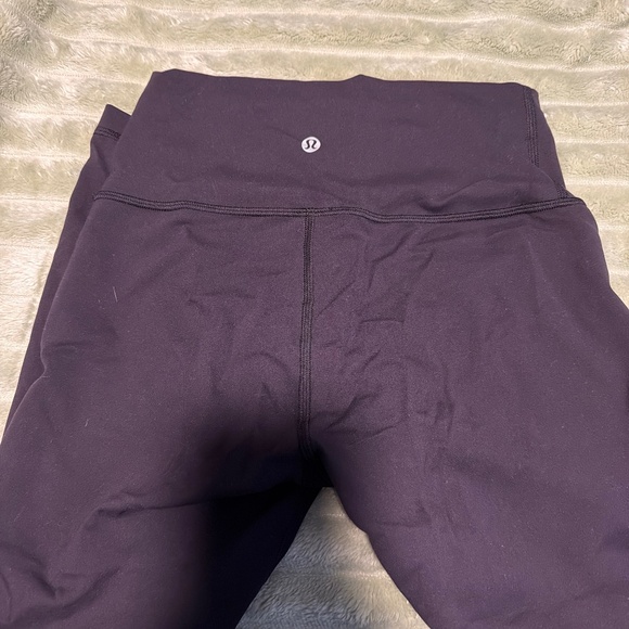 Lululemon Leggings 25” - Picture 1 of 2